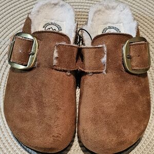 NWT White Mountain Kids Brown Suede Clogs with Gold Buckle